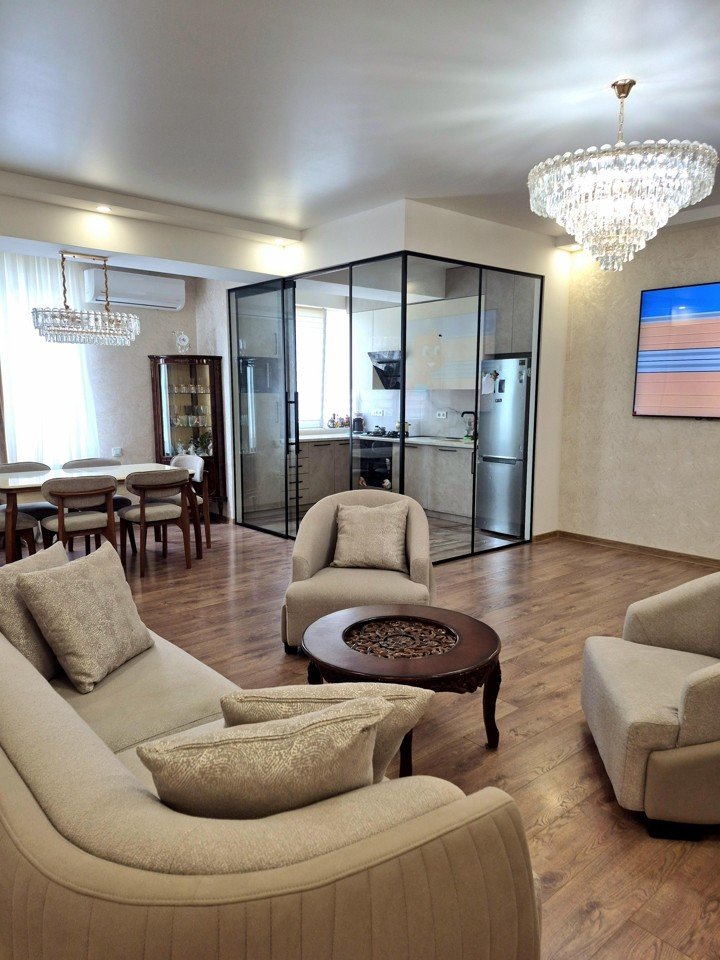 Студия · 100 м² · Ortachala Residence