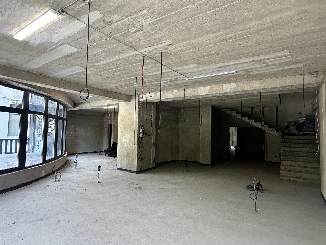 Коммерческое помещение · 571 м²