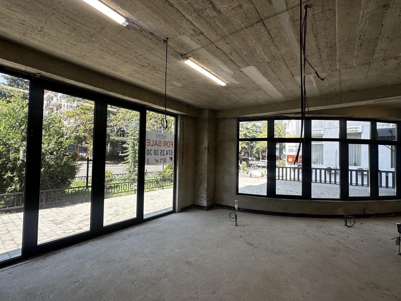 Коммерческое помещение · 571 м²